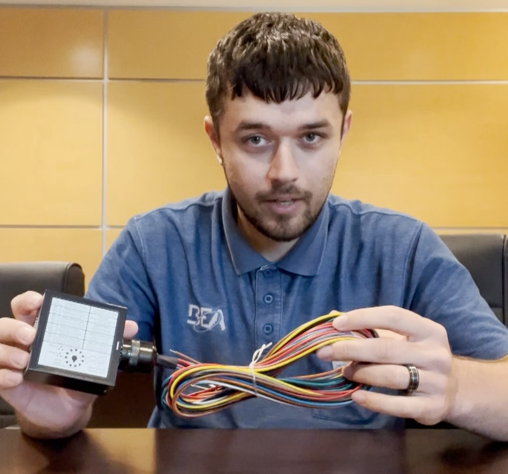 MATRIX Power short thumb