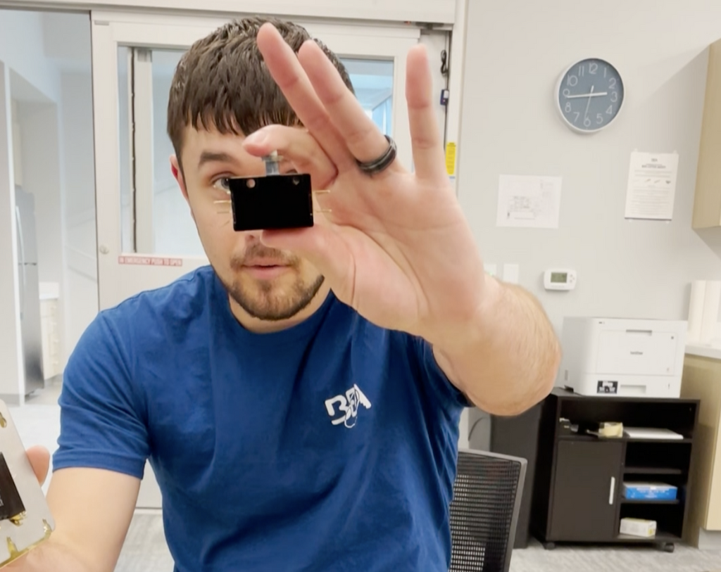 Double pull double throw short thumb