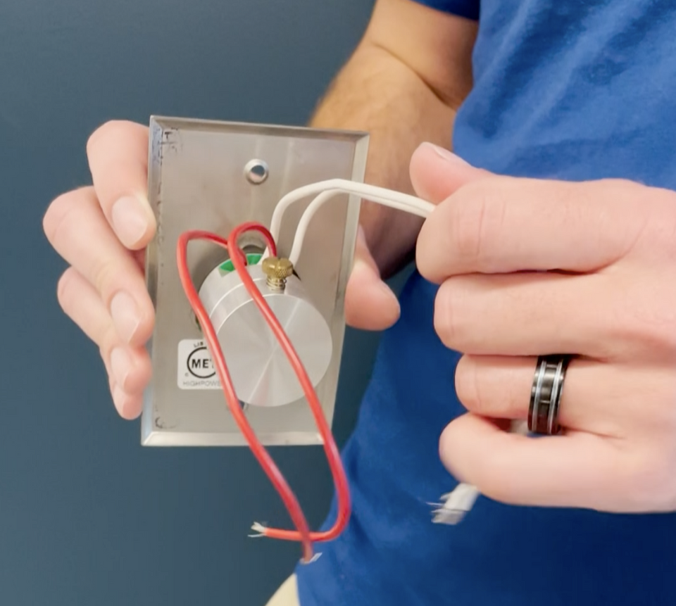 PNEUMATIC PUSH BUTTONS | BEA Sensors