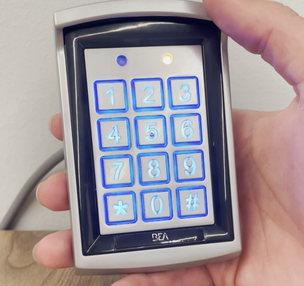 Keypad unlocking time short thumb