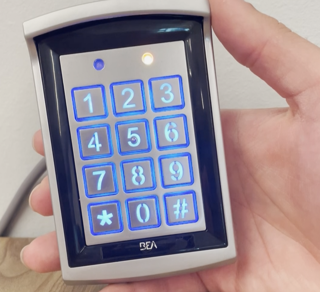 Keypad user code zone 2 short thumb