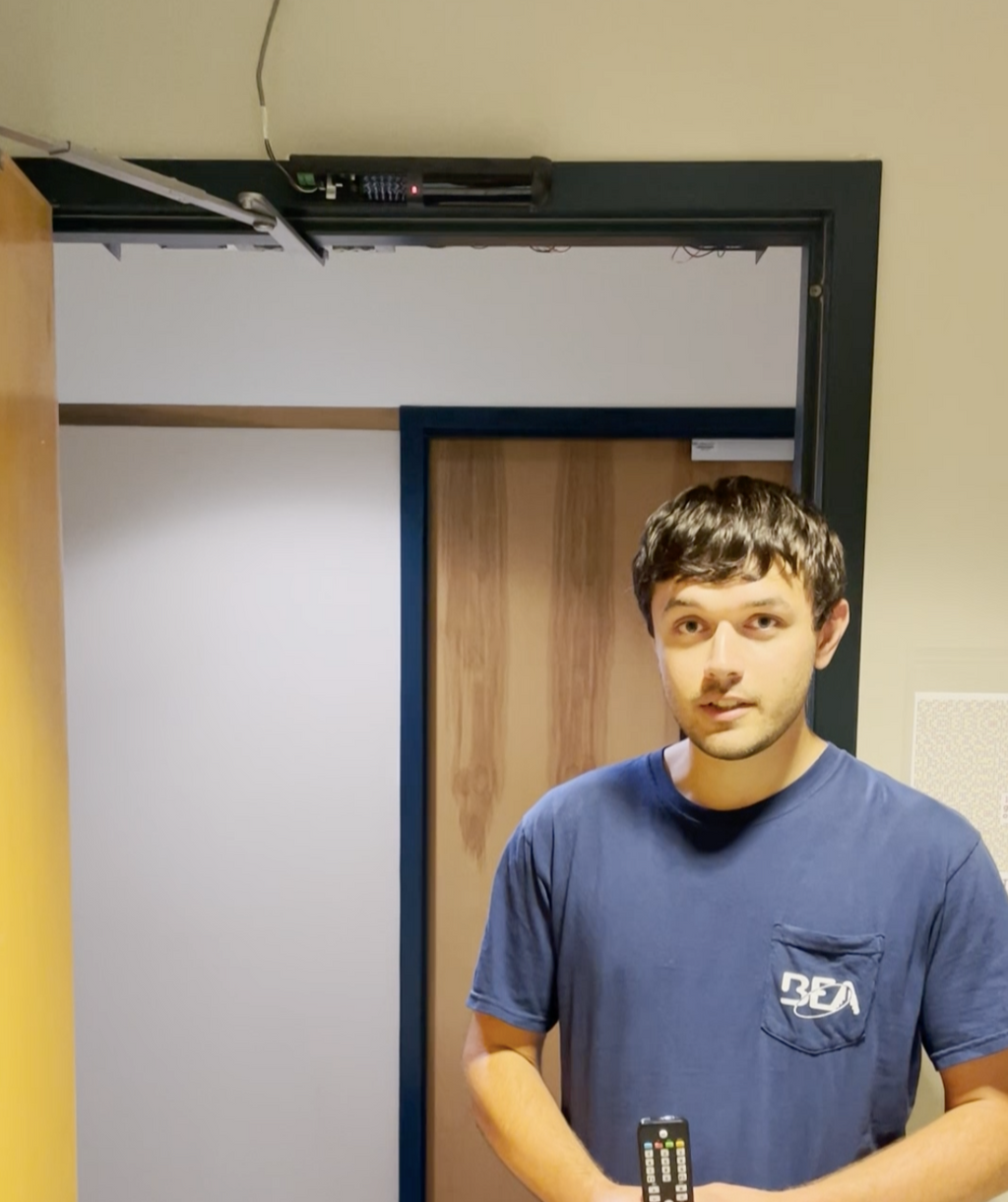 BODYGUARD Data Short Thumb